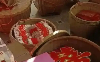 Chú rể mang giỏ tre chứa gần 900 triệu đồng đi hỏi vợ, nhà gái mở ra và cái kết bất ngờ