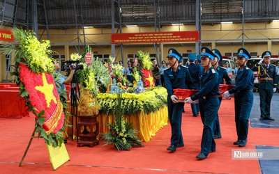 Chuyến bay đặc biệt đến Hà Nội mang theo hàng nghìn hy vọng xác nhận danh tính liệt sĩ