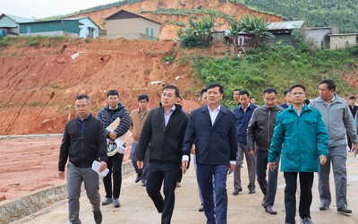 Phó Chủ tịch Lâm Đồng yêu cầu ngăn sạt lở, tuyệt đối không để xảy ra thiệt hại về người