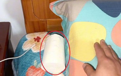 Lý do không nên để giấy vệ sinh ở đầu giường