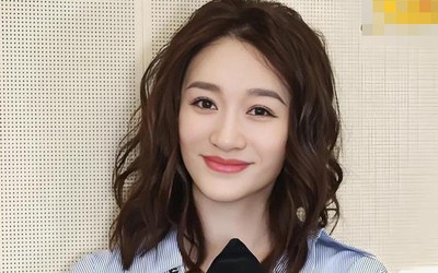 Vượt qua nỗi buồn sau đổ vỡ hôn nhân, Chị đẹp tự thưởng cho mình siêu xe tiền tỷ