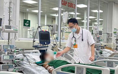 Tự mua thuốc nam trên mạng về sử dụng, thanh niên 28 tuổi đối mặt cửa tử