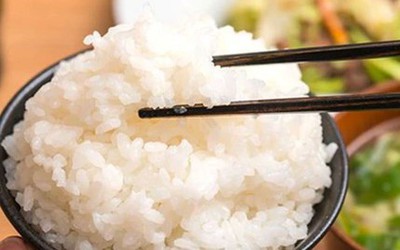 Những loại thực phẩm có thể làm tăng đường huyết nhanh hơn đồ ngọt