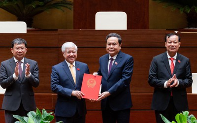 Công bố Nghị quyết thành lập Tổ chức Nghị sĩ hữu nghị Việt Nam