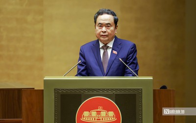Chủ tịch Quốc hội: "Không được để người dân, doanh nghiệp phải chờ đợi"