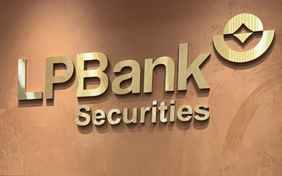 Chứng khoán LPBank đổi tên, cổ phiếu giảm sàn sau chưa đầy một tuần lên HoSE