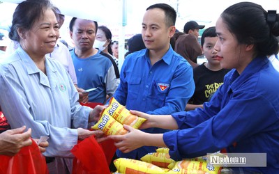 Ấm lòng "Hội chợ 0 đồng" tiếp sức cho hơn 1.000 bệnh nhân khó khăn