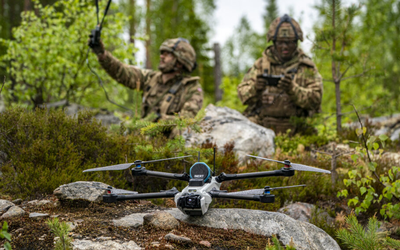 Bị drone quấy nhiễu, 2 thành viên mới nhất của NATO hành động khẩn