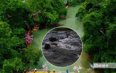 Vụ nước sông chuyển màu đen, hôi tanh 5km: Chính quyền đề nghị công an vào cuộc