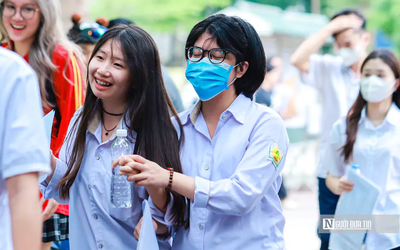 Điểm chuẩn đại học 2026 "nóng" từ hôm nay: Loạt trường bắt đầu công bố