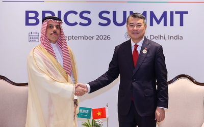 Thủ tướng Lê Minh Hưng tiếp Hoàng thân, Bộ trưởng Ngoại giao Saudi Arabia