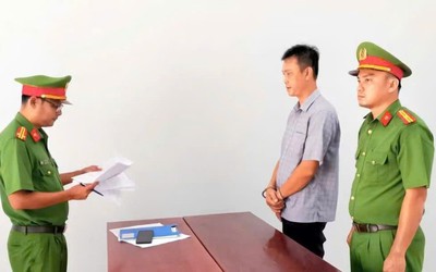 Mâu thuẫn tình cảm, người đàn ông phát tán 6 clip riêng tư của bạn gái