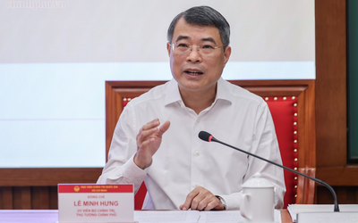Thủ tướng Lê Minh Hưng trao đổi với các Ủy viên Trung ương Đảng về tăng trưởng 2 con số