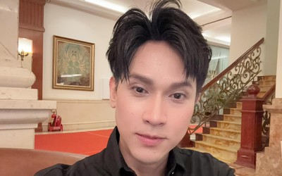 Nam ca sĩ là viện phó, sở hữu khối bất động sản triệu USD, 51 tuổi vẫn lẻ bóng