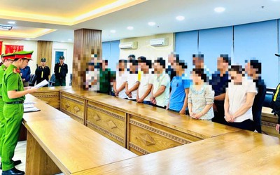 Bắt loạt cán bộ nhận hối lộ để bỏ qua công trình xây dựng trái phép