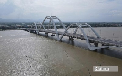 Cầu Nhật Lệ 3 đạt 96% khối lượng, phấn đấu thông xe trong tháng 12