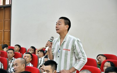 Trang bị kiến thức pháp luật, tái hòa nhập cho phạm nhân Trại giam Nam Hà