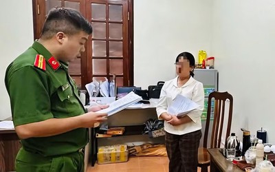 Rút lượng lớn tiền mặt tại Hợp tác xã Hợp Thịnh, người phụ nữ bị khởi tố