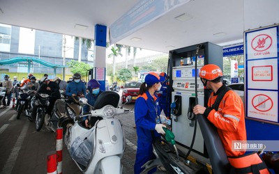 Giá xăng chiều nay (24/9) tăng lần thứ tư liên tiếp