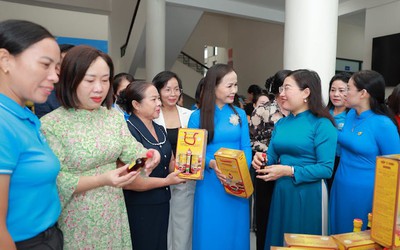 Phụ nữ Hà Tĩnh chuyển đổi số, xanh hóa sinh kế từ tài nguyên bản địa