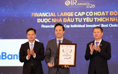 VietinBank (HOSE: CTG) năm thứ 4 liên tiếp được vinh danh Doanh nghiệp niêm yết có hoạt động IR được Nhà đầu tư yêu thích nhất
