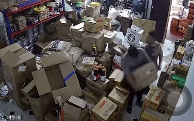 Tạm giữ đối tượng đánh người vì bị va quệt vào chân