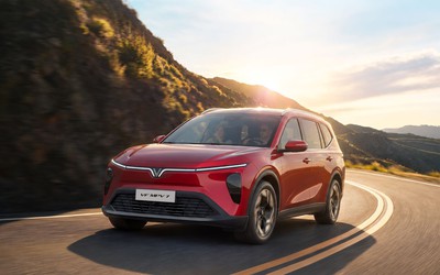 Đổi xe rộng hơn, tiền “nuôi” xe nhẹ hơn: Lợi thế của chủ xe xăng khi chuyển sang VF MPV 7