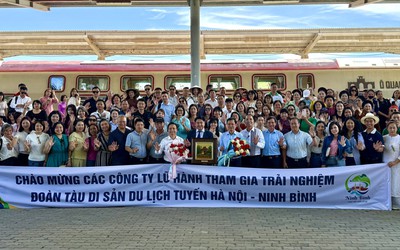 Thử nghiệm tàu cao cấp Hà Nội - Ninh Bình, kết nối các miền di sản