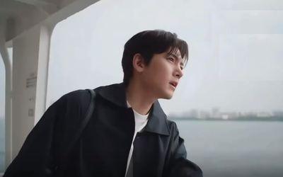 “Nam thần vạn người mê” trở lại với thể loại hài lãng mạn