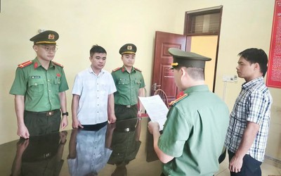 Phó viện trưởng của Đại học Trưng Vương bị bắt