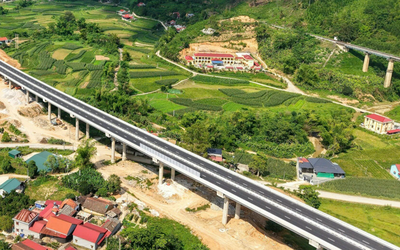 Nghiên cứu khai thác tạm miễn phí 2 tuyến cao tốc dịp Tết 2027
