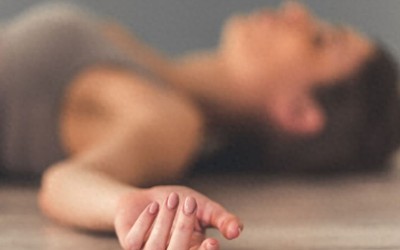 Người phụ nữ 42 tuổi tử vong ngay trước khi đi ngủ, bác sĩ cảnh báo dấu hiệu không thể bỏ qua