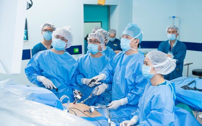 Ba ngày, hai cuộc ghép gan đặc biệt tại Vinmec: Cha cứu con, con lại cứu cha