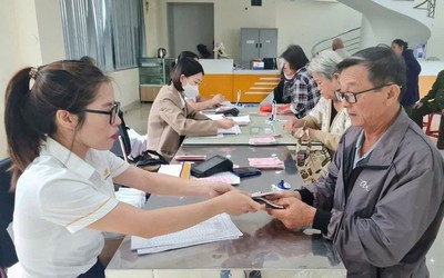 Đến tuổi nghỉ hưu nhưng chưa đóng đủ 15 năm BHXH, có phải chỉ còn cách nhận BHXH một lần?
