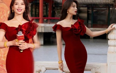 Lưu Đào "Thiên long bát bộ" U50 khổ luyện trong phòng gym để có tỷ lệ eo hông "bình hoa"
