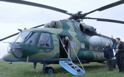 Ông Putin bất ngờ xuất hiện tại sở chỉ huy tiền phương Nga ở Kherson, Lugansk