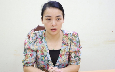 Khởi tố người phụ nữ xinh đẹp giật tiền của nhân viên cây xăng