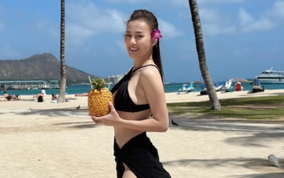 "Quỳnh búp bê" mặc váy xẻ đến hông, khoe dáng nuột nà khi hưởng tuần trăng mật ở Mỹ
