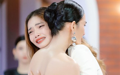 Anh Thư gây tranh cãi khi loại cháu gái Trang Nhung trước thềm chung kết “The Face Vietnam”