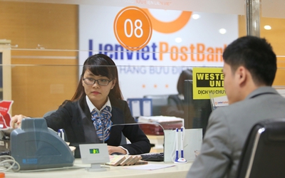 Ngày 5.10: LienVietPostBank lên sàn UPCoM, giá tham chiếu 14.800 đồng/cp