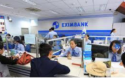 Những dấu hỏi đằng sau quyết định dừng thay đổi Chủ tịch HĐQT Eximbank của toà án