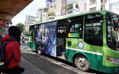 TP.Hồ Chí Minh: Đấu giá quảng cáo trên xe buýt để thu 135 tỷ/năm nguy cơ “trắng tay”