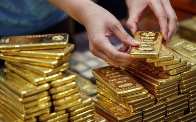 Giá vàng hôm nay 28/8: Vàng SJC, vàng 9999 ngấp nghé 43 triệu đồng/lượng