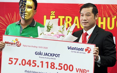 Lĩnh thưởng xổ số Vietlott 57 tỷ đồng, tài xế Grab không báo cho vợ