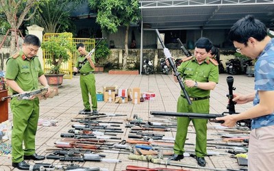 Hà Tĩnh: Công an huyện Hương Sơn thu giữ lượng lớn súng đạn