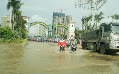 Vì sao các khu đô thị hiện đại ở Hà Nội bị ngập sâu khi mưa lớn xuất hiện?