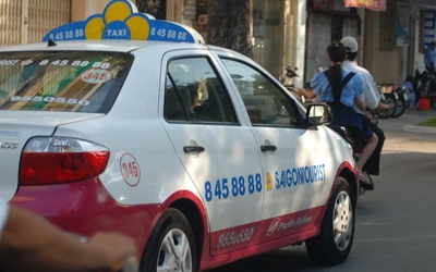 Lá đơn của cổ đông lớn tiết lộ "khủng hoảng" của hãng taxi Saigontourist