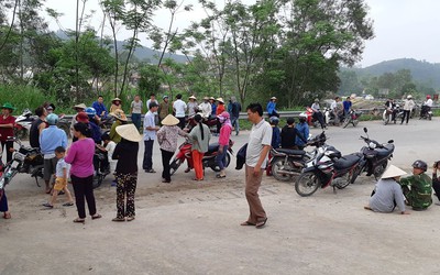 Hà Tĩnh: Cuộc đối thoại "nảy lửa" vì bãi rác gây ô nhiễm vượt ngưỡng