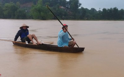 TP.Hà Tĩnh: "Chạy lũ", hàng nghìn học sinh phải nghỉ học