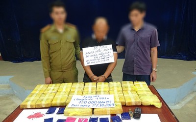 Một tháng bắt 36 bánh heroin, 126 nghìn viên ma túy tổng hợp từ Lào về Việt Nam